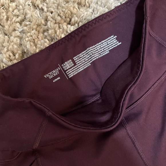 Victoria secret purple active leggings - Picture 2 of 4